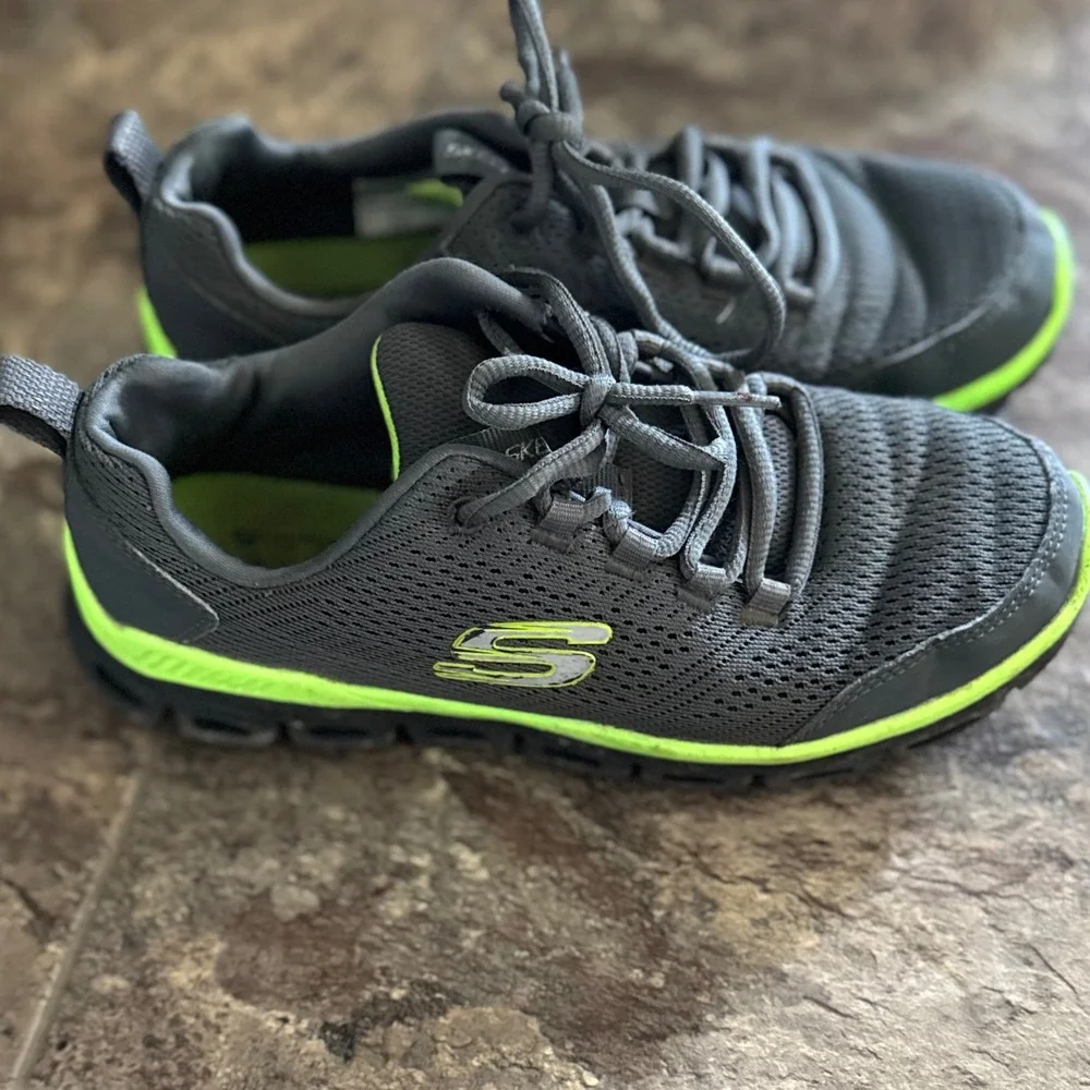 Skechers Air Cooled‎ Memory Foam Boys Athletic Shoes Gray Neon Size 5